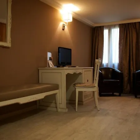 Canon D'oro Hotell 4*