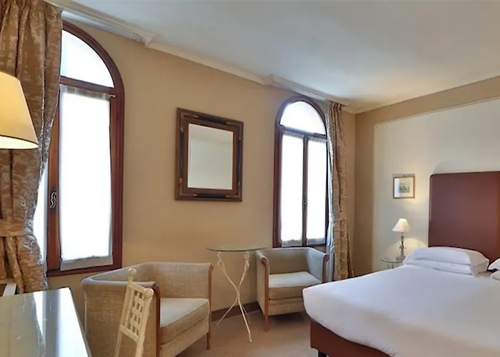 Canon D'oro Hotel 4*