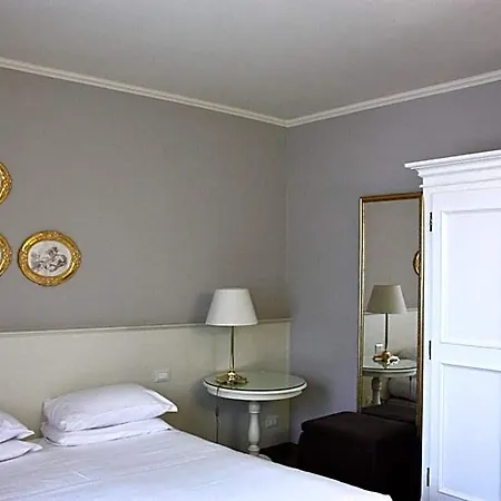 فندق Canon D'oro 4*